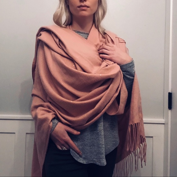 Adrienne Vittadini Sweaters - Adrienne Vittadini Blush Shimmer Pashmina Shawl